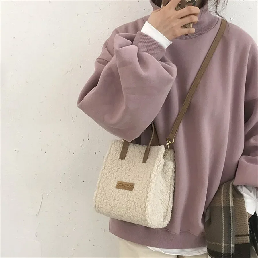 2022 Women Winter Shoulder Bag Lamb Wool Warm Soft Autumn Ins Square Cross-body Portable Casual Beige Khaki Girls Preppy Style