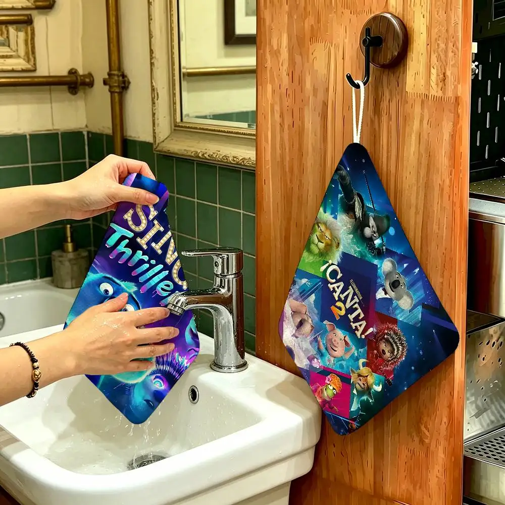 Musical Movie S-Sing Polyester Cotton Hanging Kitchen Towel, Absorbent Hand Wiping Cloth for Daily Cleaning Drying
