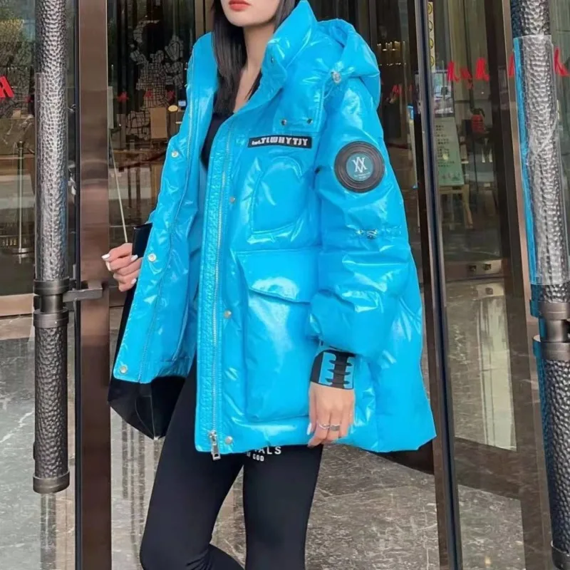 Nueva versión coreana de invierno, chaqueta de plumón brillante para mujer, chaqueta de plumón de pato blanco pequeña con capucha, color amarillo, personalidad Simple
