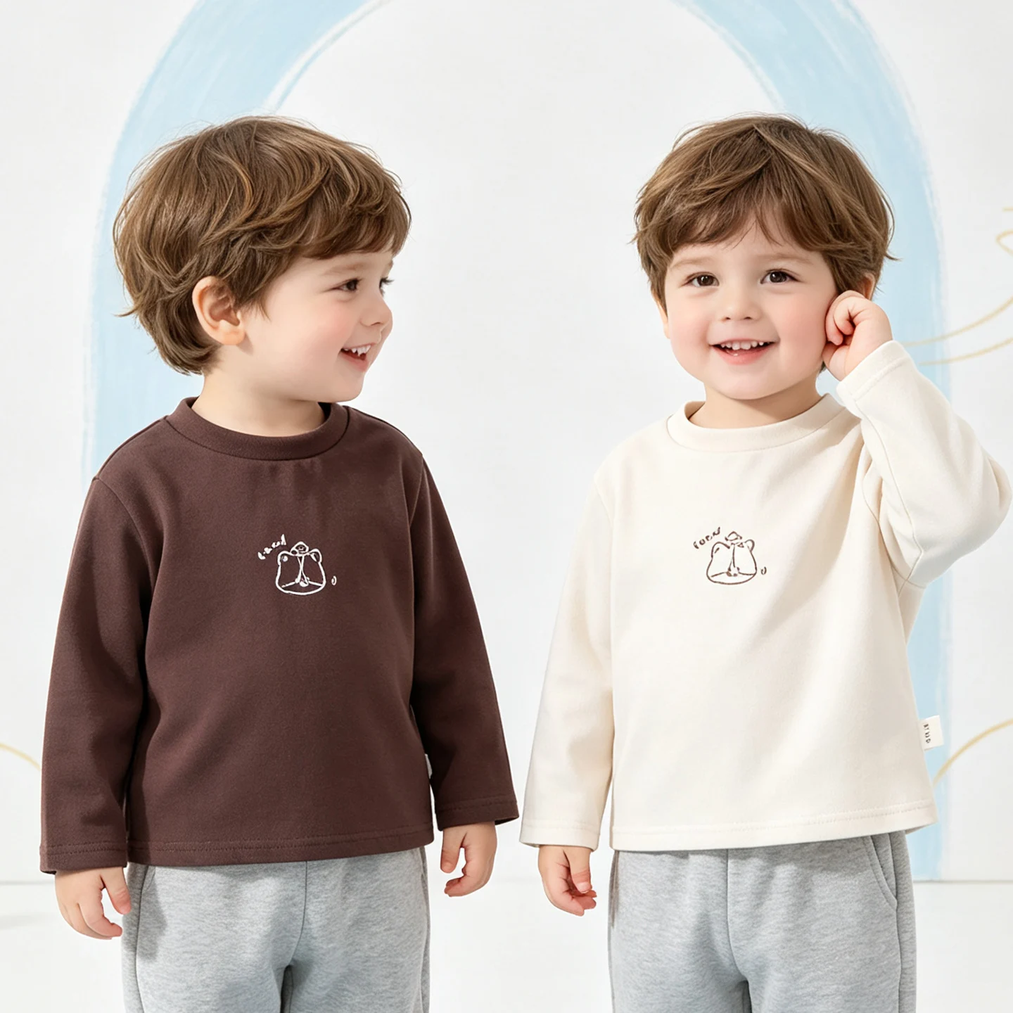 Unisex Bear Long-Sleeve Top, Soft Skin-Friendly Solid Blouse, Versatile Undershirt for Toddlers & Kids, Spring/Autumn
