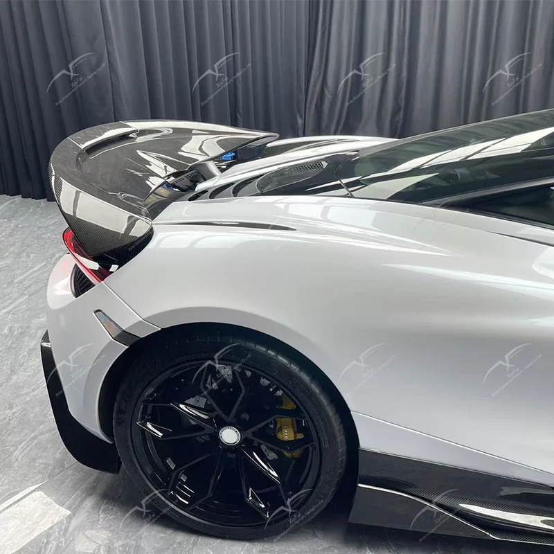 Adequado para mclaren 720s kit corpo lábio dianteiro saia lateral lábio traseiro fibra de carbono modificação exterior do carro acessórios decorativos