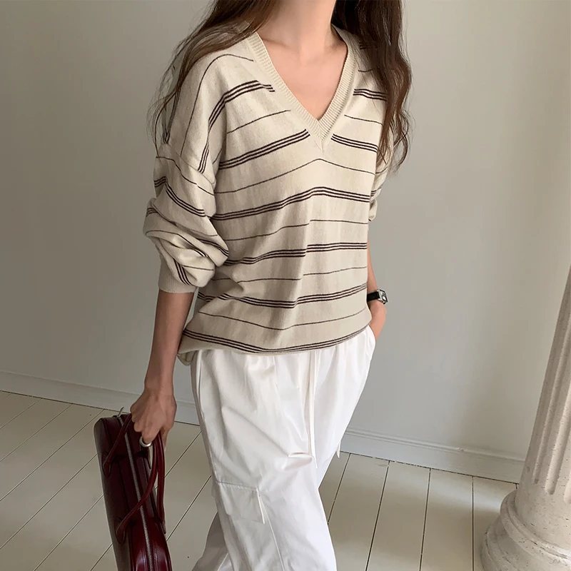 Chic Autumnal Loose Fit V-Ne Long Sve Striped Knitwear Base Layer Casual Contrast Color College Sle Knitted Top