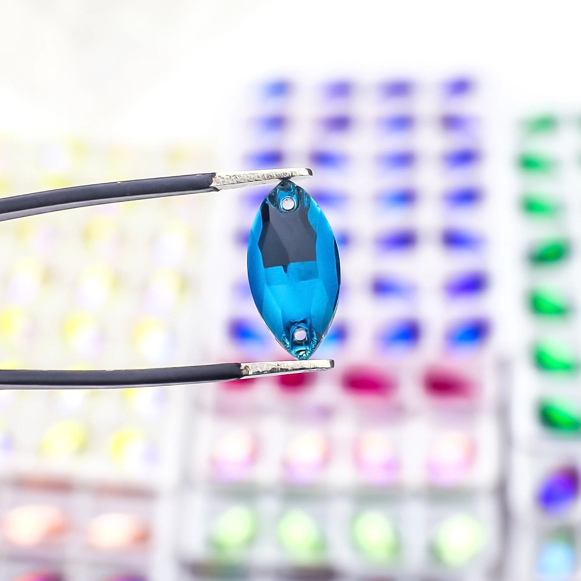 VC High-quality boutique Navette shape sewn on crystal glass flat back rhinestones, high-quality clothes rhinestones craft sew