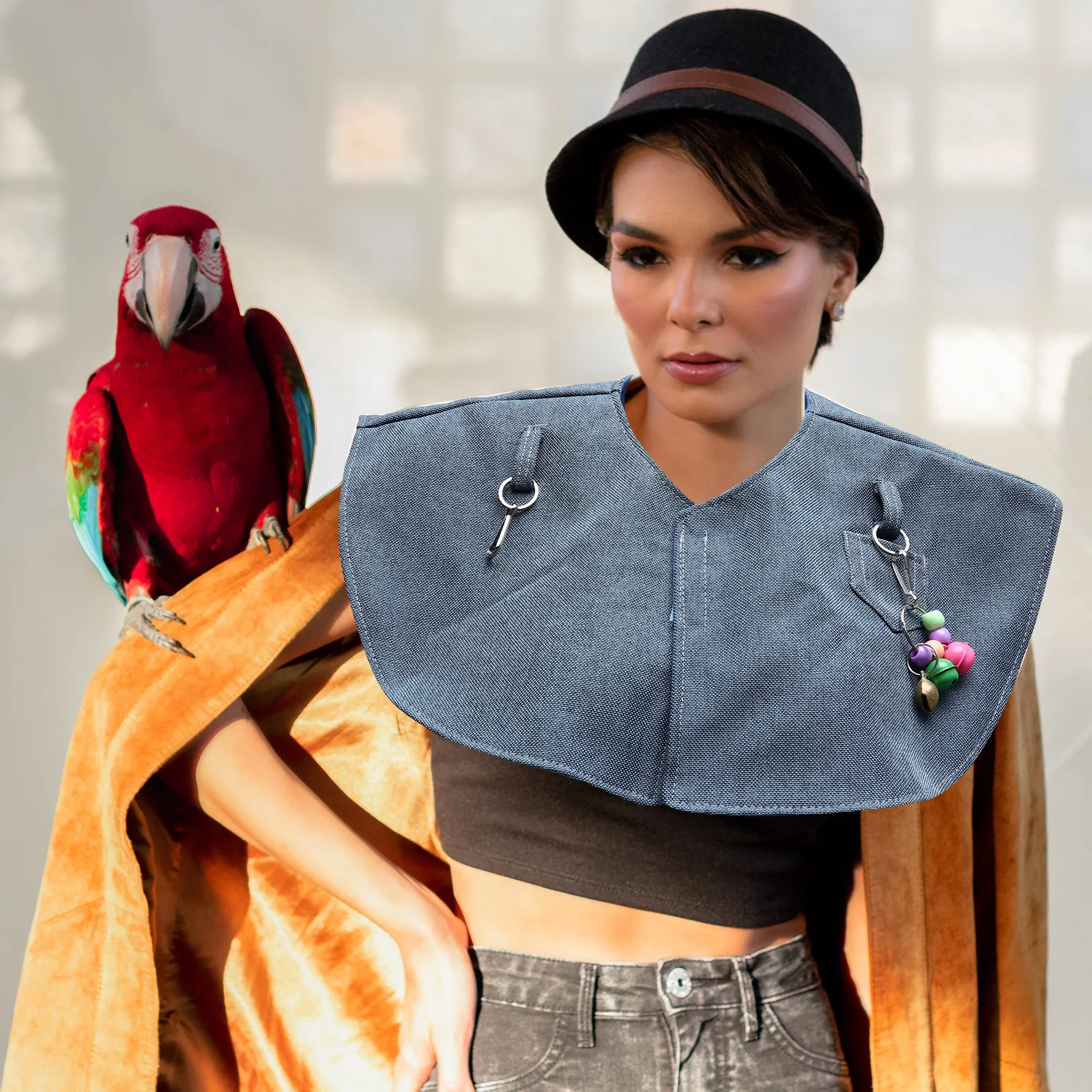 شال واقي للكتف قابل للتعديل لببغاء الحيوانات الأليفة لمقاومة الخدش والعض مع حماية من السقوط