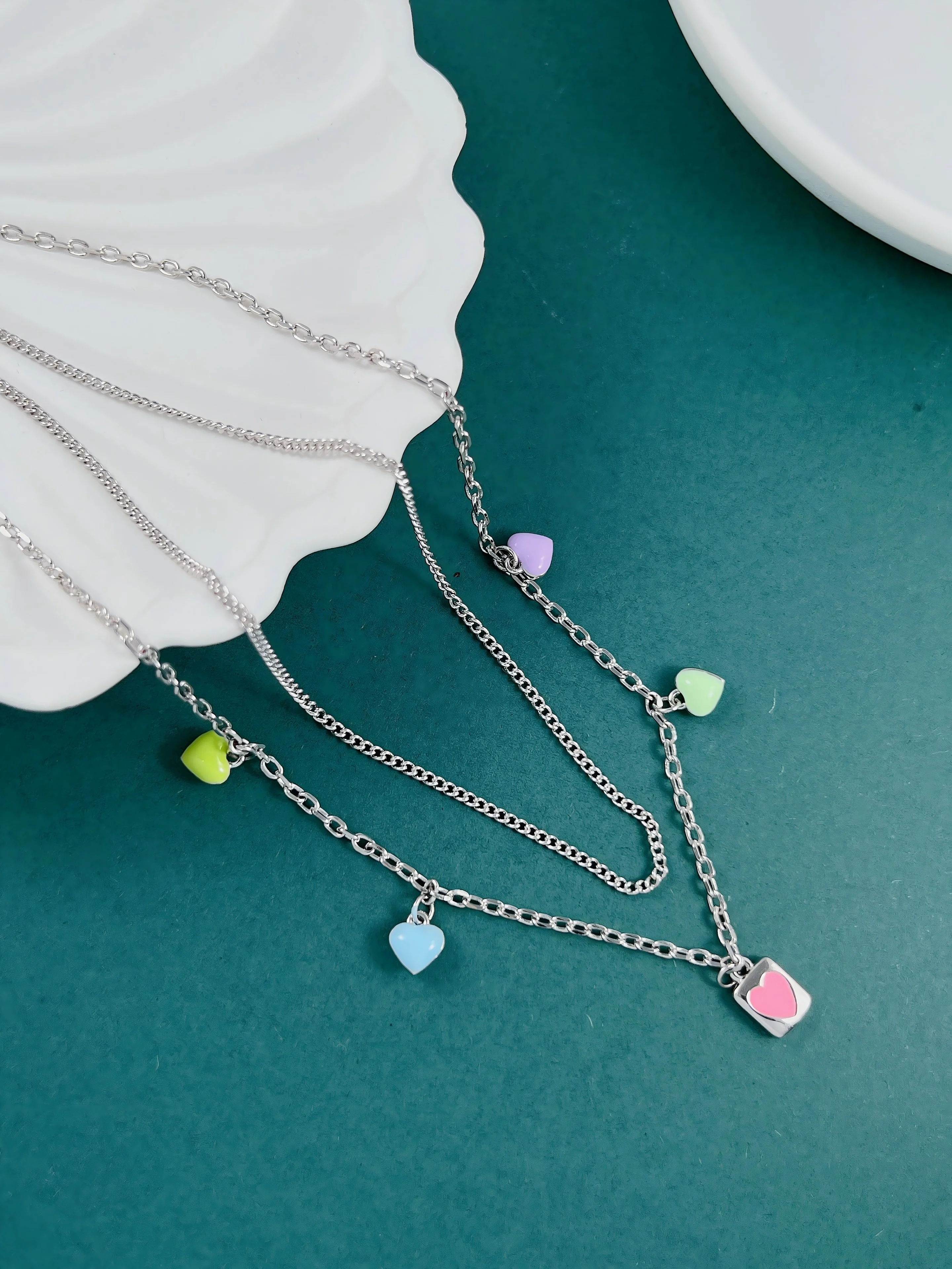 

Cross-border niche design original colorful enamel heart-shaped double-layer necklace fashionable and versatile trendy jewelry