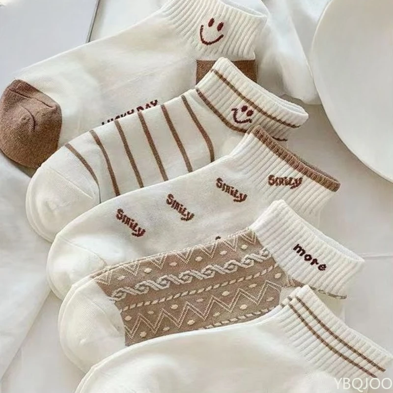 5 pairs Fashionable versatile short socks women summer thin casual comfortable cute sporty women boat socks