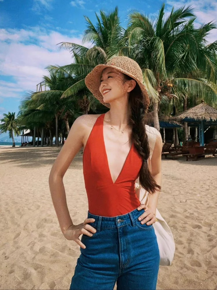 

Sexy One-Piece Swimsuit 2023 New Sle Women's Holiday Beachwear Deep V Ba Trendy Internet Famous Spicy Girl Sensation