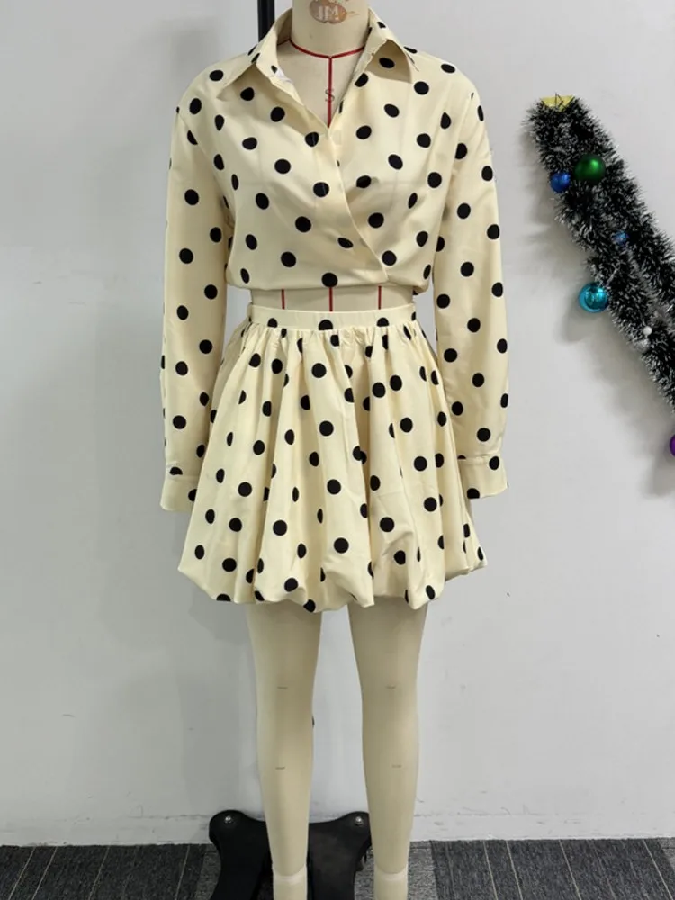 Set 2 Potong Set Wanita Fashion Seksi 2025 Atasan Wanita Musim Panas Musim Gugur Atasan Lengan Panjang Motif Titik dan Pakaian Rok Mini