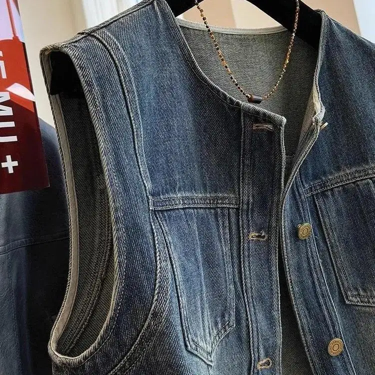 Women's round Neck Denim Vest 2024 Autumn New European High Quality Ultra Beautiful Sleeveless Outerwear Vest Tank Top