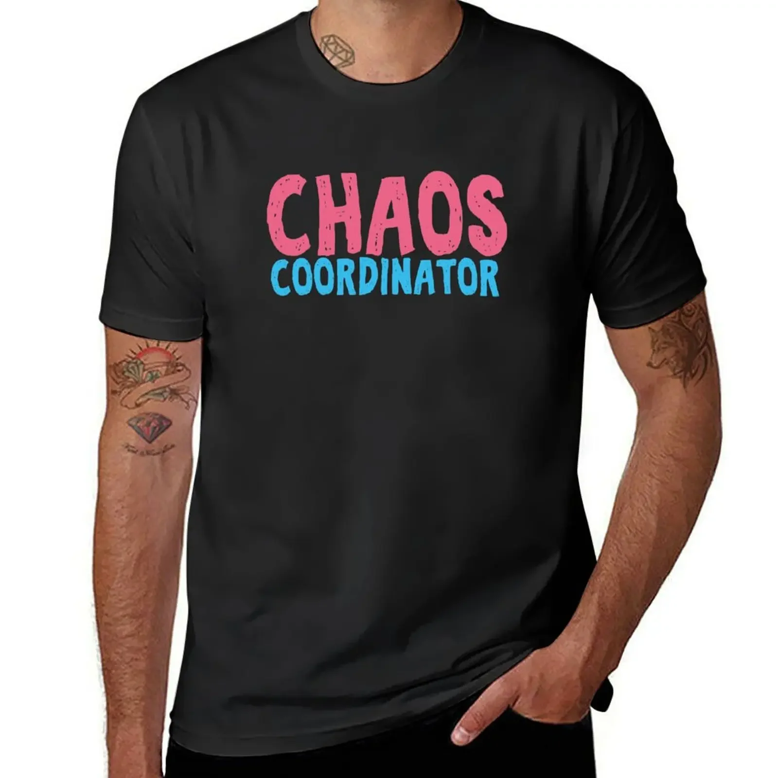 

Chaos Coordinator teacher funny cute text in pink and blue colors teacher appreciation gift T-Shirt