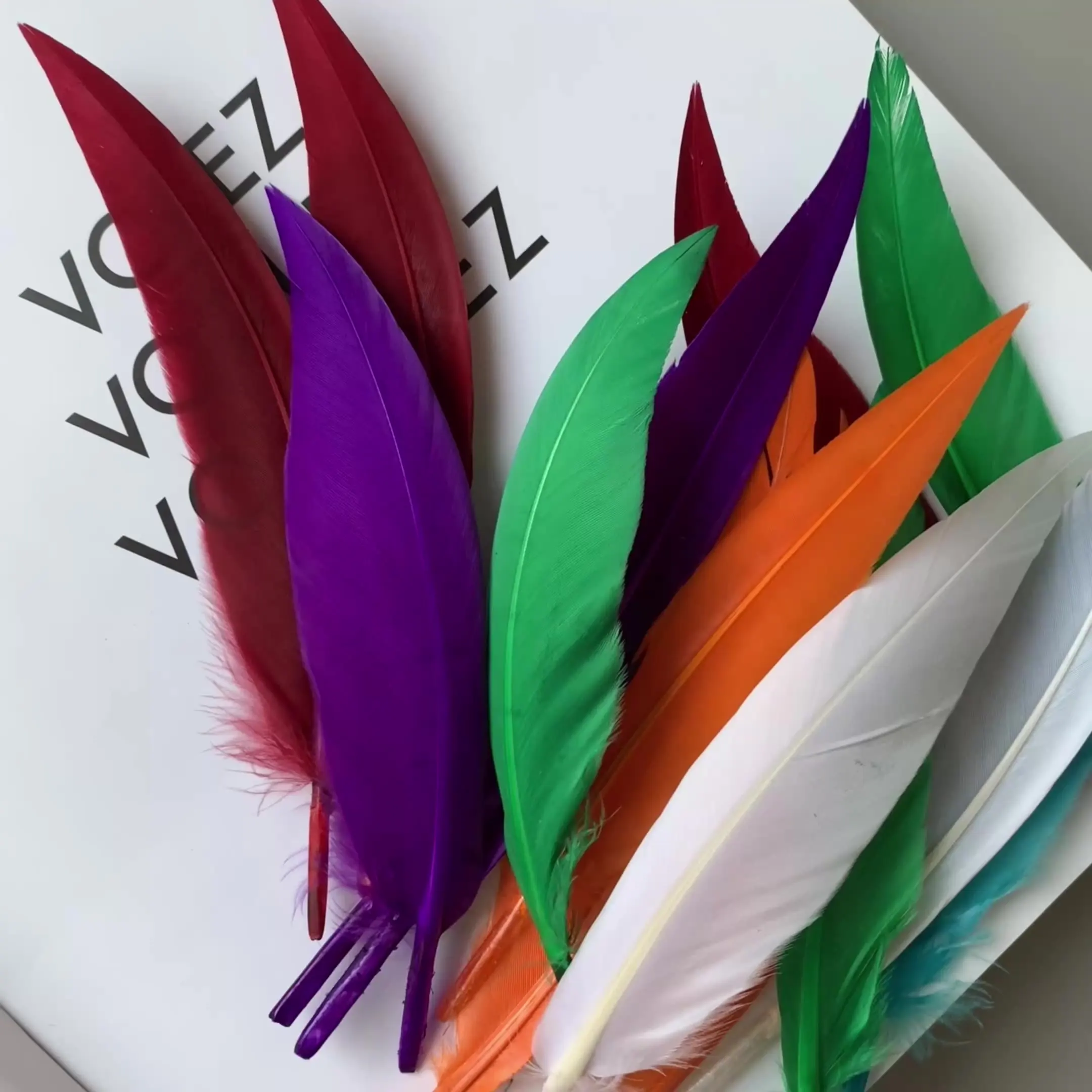 

10-15cm Goose Feathers Natural Colorful Feather Craft Material for DIY Handmade Decoration Kindergarten Projects