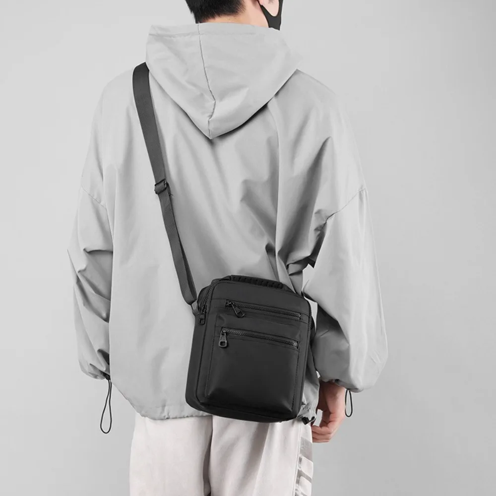 

Multifunctional Men Crossbody Bag Solid Color Phone Pouch Nylon Shoulder Bag Messenger Bag Korean Style Small Square Bag