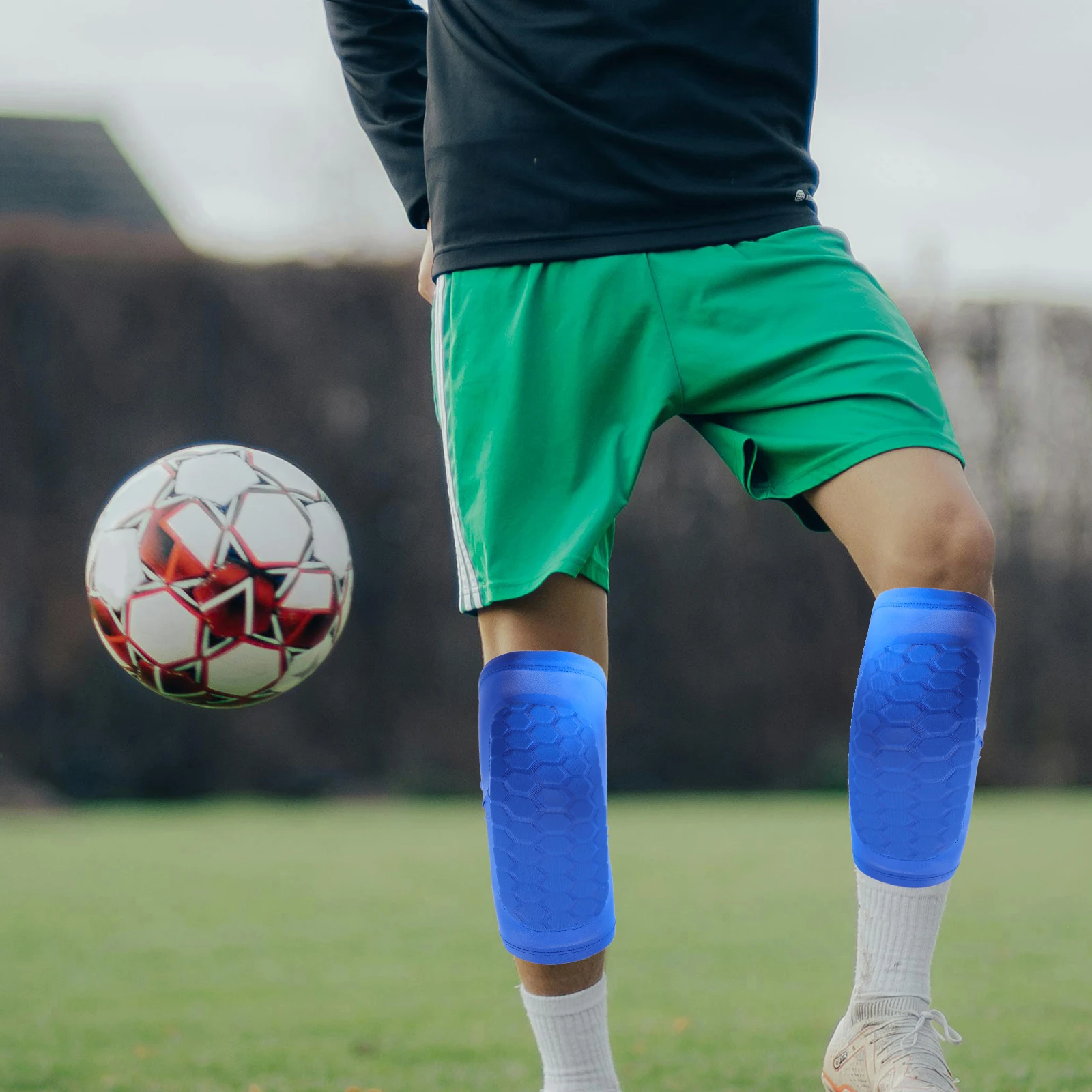 

1 Pair Soccer Shin Guards Long Honeycomb Padding Boys Adult Anti-collision Breathable Calf Sleeves Football Leg Protection