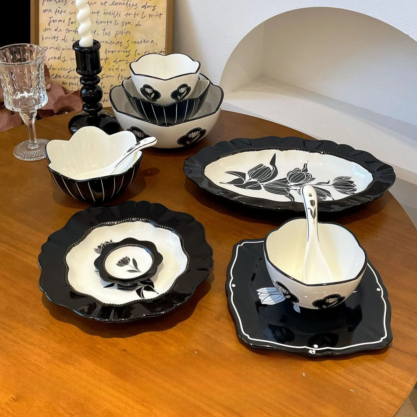 

Vintage Tulip Ceramic Dinnerware Set 2024 New Retro Bowls Plates Dishes Tableware