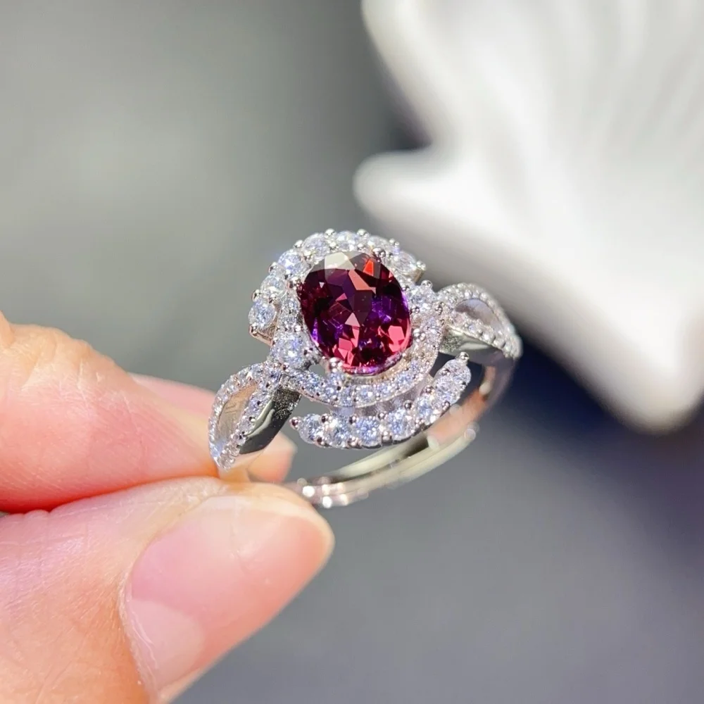 S925 6×8mm Sterling Silver Natural Garnet Gemstone Ring for Women Fashion Healing Jewelry Stylish Accessory Sweet Gift