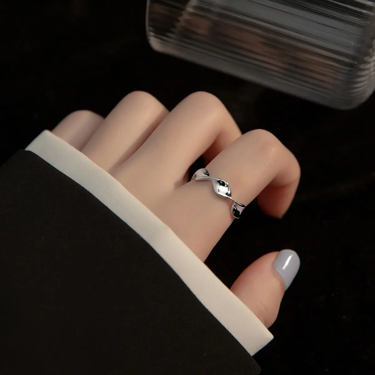 Mobius Twisted Wave Simple Fashion Adjustable Silver Color Rings For Women Trendy Delicate Jewelry Accessories