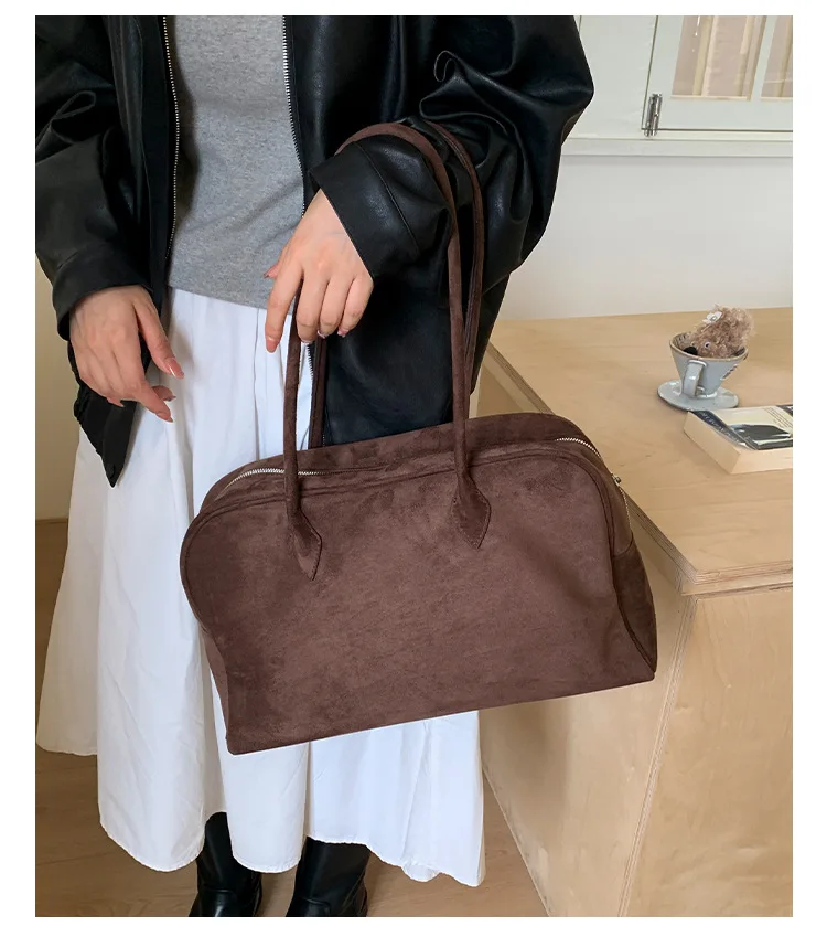 Damen-Boston-Handtasche aus Kunstwildleder, große Reisetasche, Gepäcktasche, Damen-Shopper, Umhängetasche, Tragetasche für den täglichen Arbeitsweg und zum Einkaufen. – Detail 24