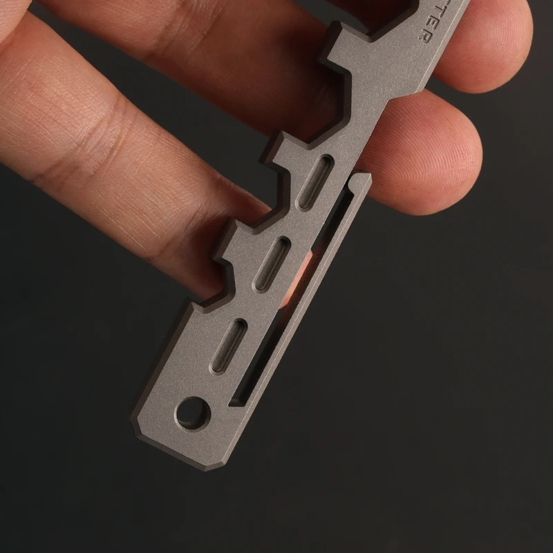 Outdoor Portable EDC Multifunctional Titanium Alloy Pry Bar Bottle Opener Camping Survival Car Emergency Window Breaking Tool