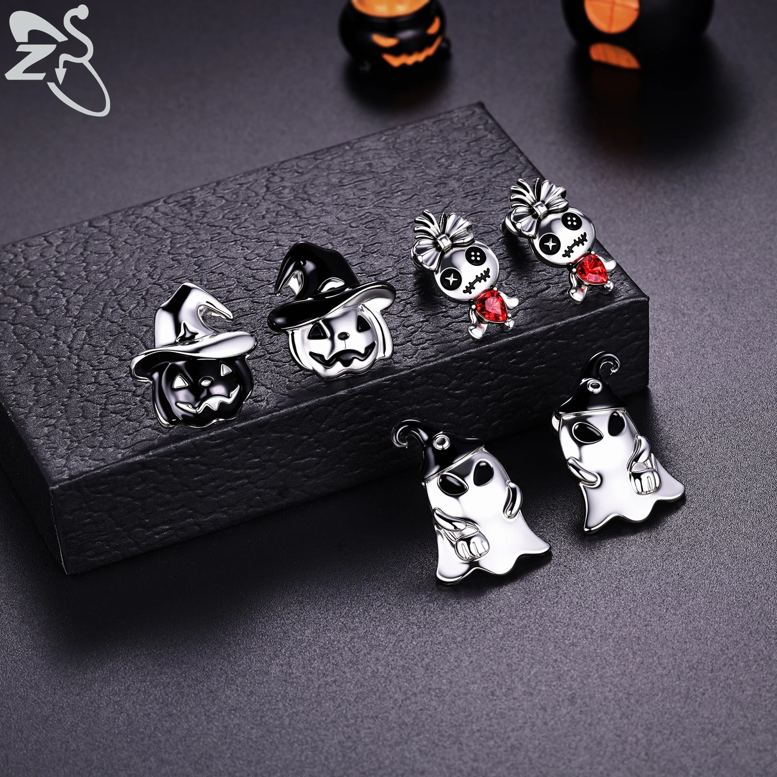ZS 1 زوج 20 جرام الظلام القوطية الفولاذ المقاوم للصدأ الأذن ترصيع هالوين وأقراط الجمجمة شبح اليقطين الغضروف اللولب ثقب المجوهرات #4