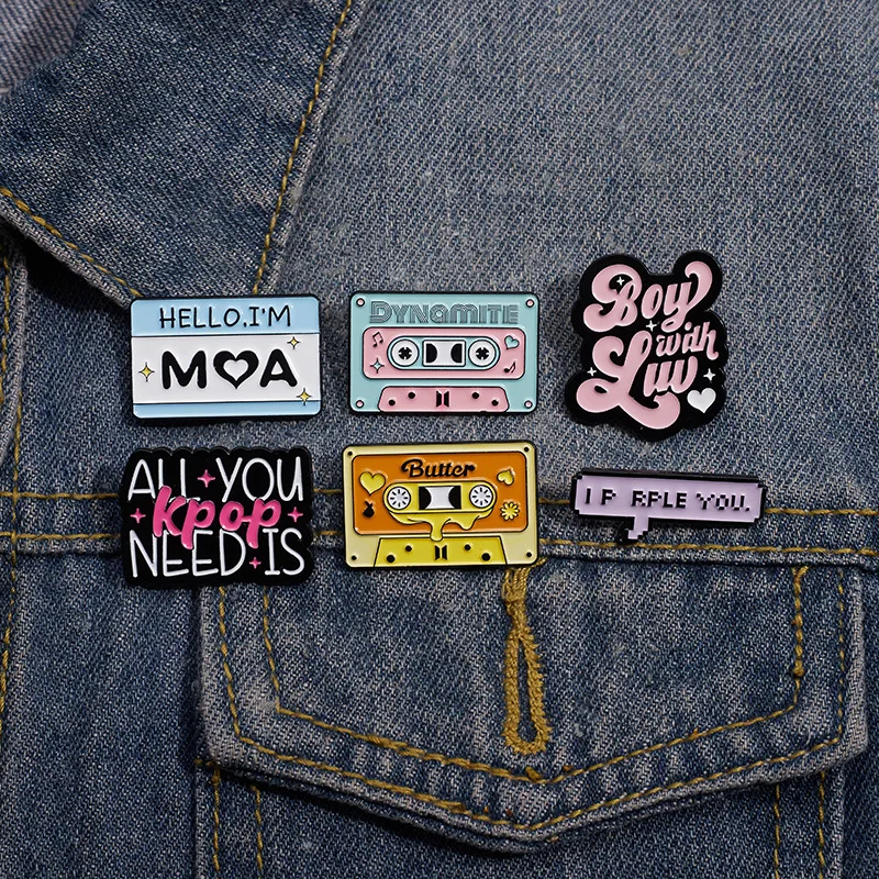 Alfileres esmaltados de cinta de mantequilla amarilla, broches creativos de Kpop, insignia de mochila de solapa, accesorios de joyería, regalos para amigos