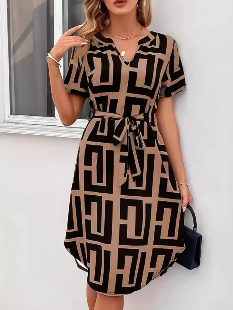 Women's Minimally Designed V-neck Short Sleeve Dress Waist Cinched Comfortable Drape Daily Commuting Medium-Length Dress