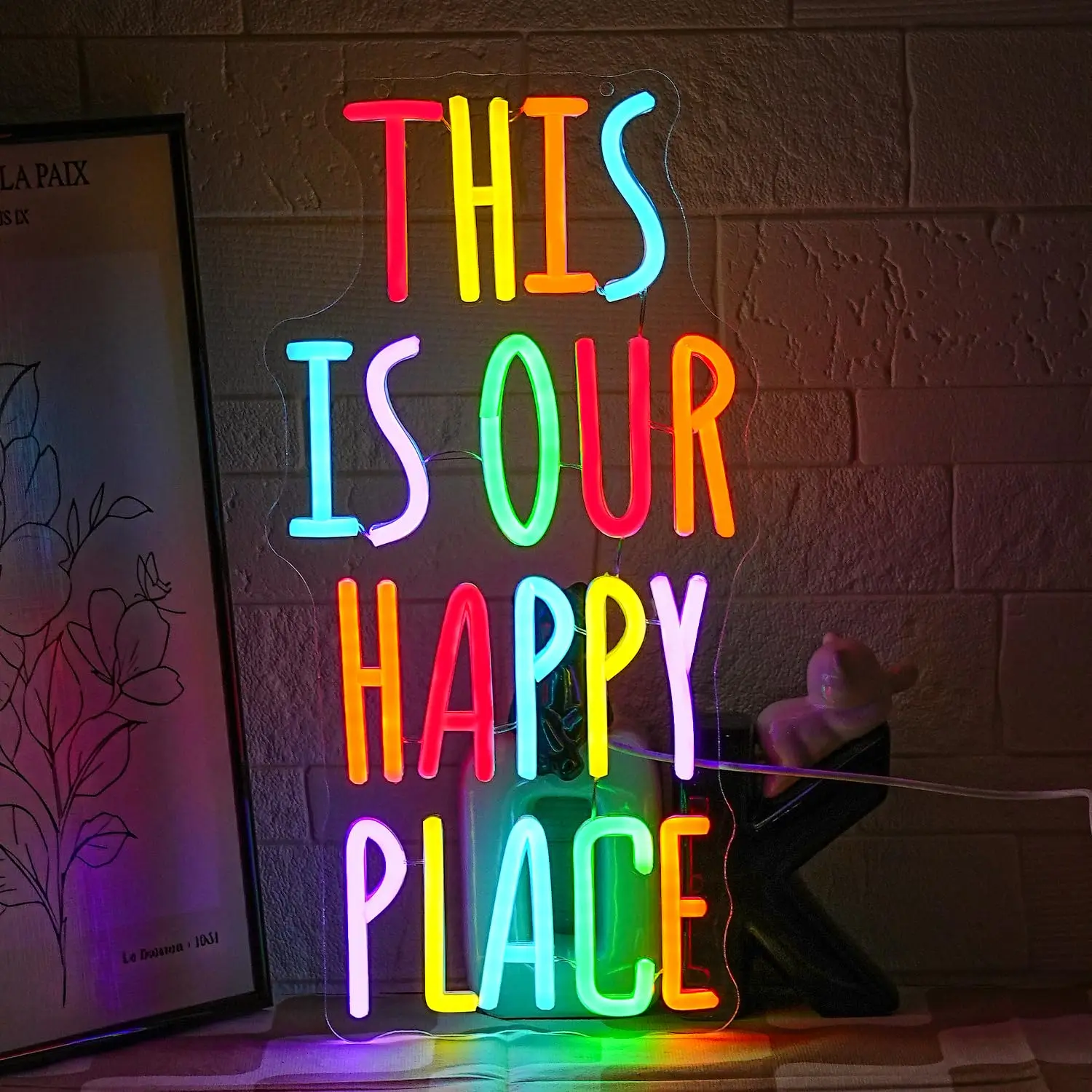 

Это наша неоновая вывеска Happy Place для декора стен Веселые светодиодные неоновые вывески для спортзала, классной комнаты, спальни, детской игровой площадки, бара