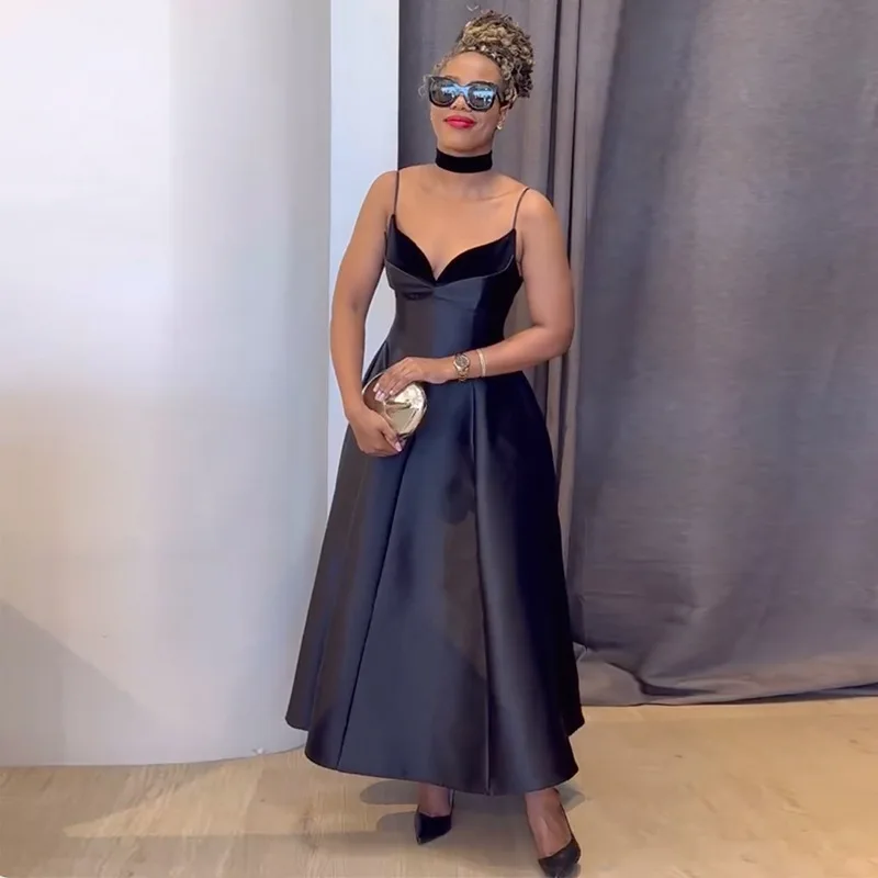 ชุดเดรสแคมิสผู้หญิงแขนกุดสายรัดคอวีเอวสูงแลดูผอมชุดเดรสทรงเอสีทึบสลิมฟิตแม็กซี่ชุดยาว