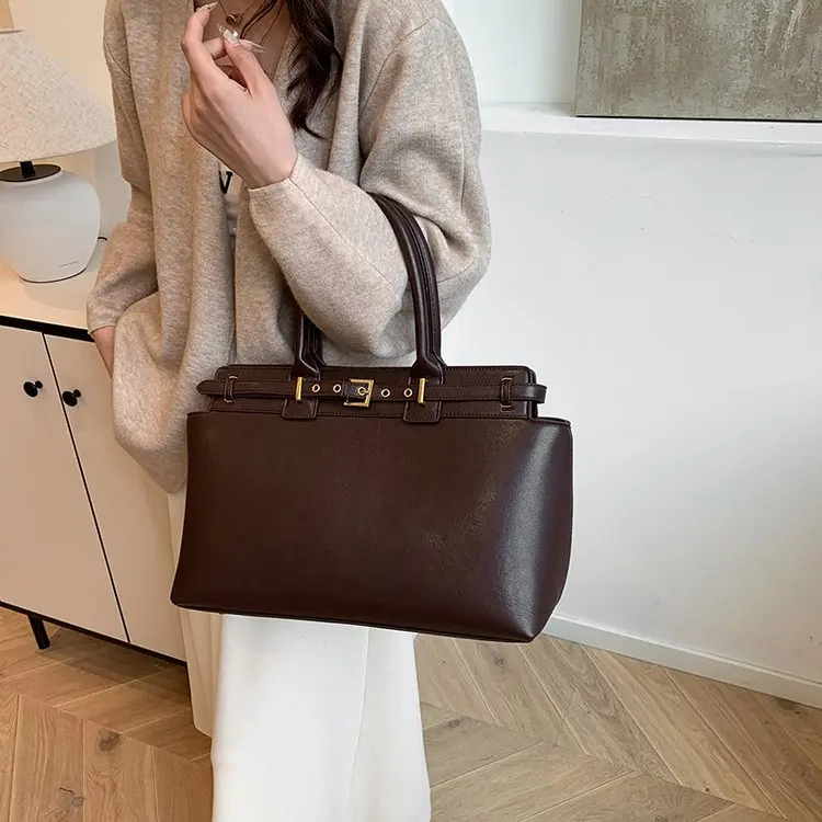 

2024 New Faion Large Capaci Bag Handbag Women's Tote Bag Vintage Commuter Single oulder Slant Cross Bag
