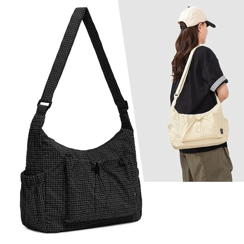 

Large Capacity Adjustable Strap Crossbody Hobo Bag, for everyday users, suitable for work commuting, daily shopping, short
