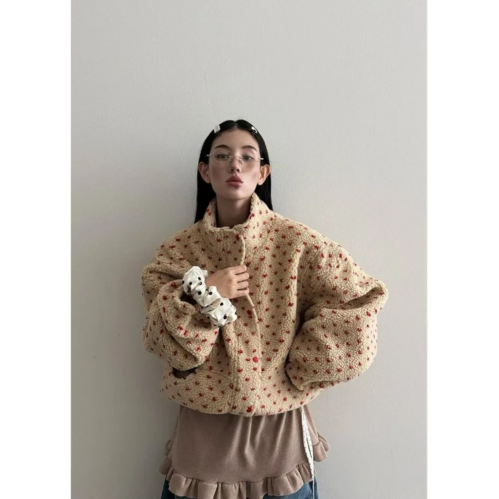 Warm Lamb Fur Coat Polka Dot Stand Collar Heart aped Korean Sle Women's Outerwear Suitable for All Seasons