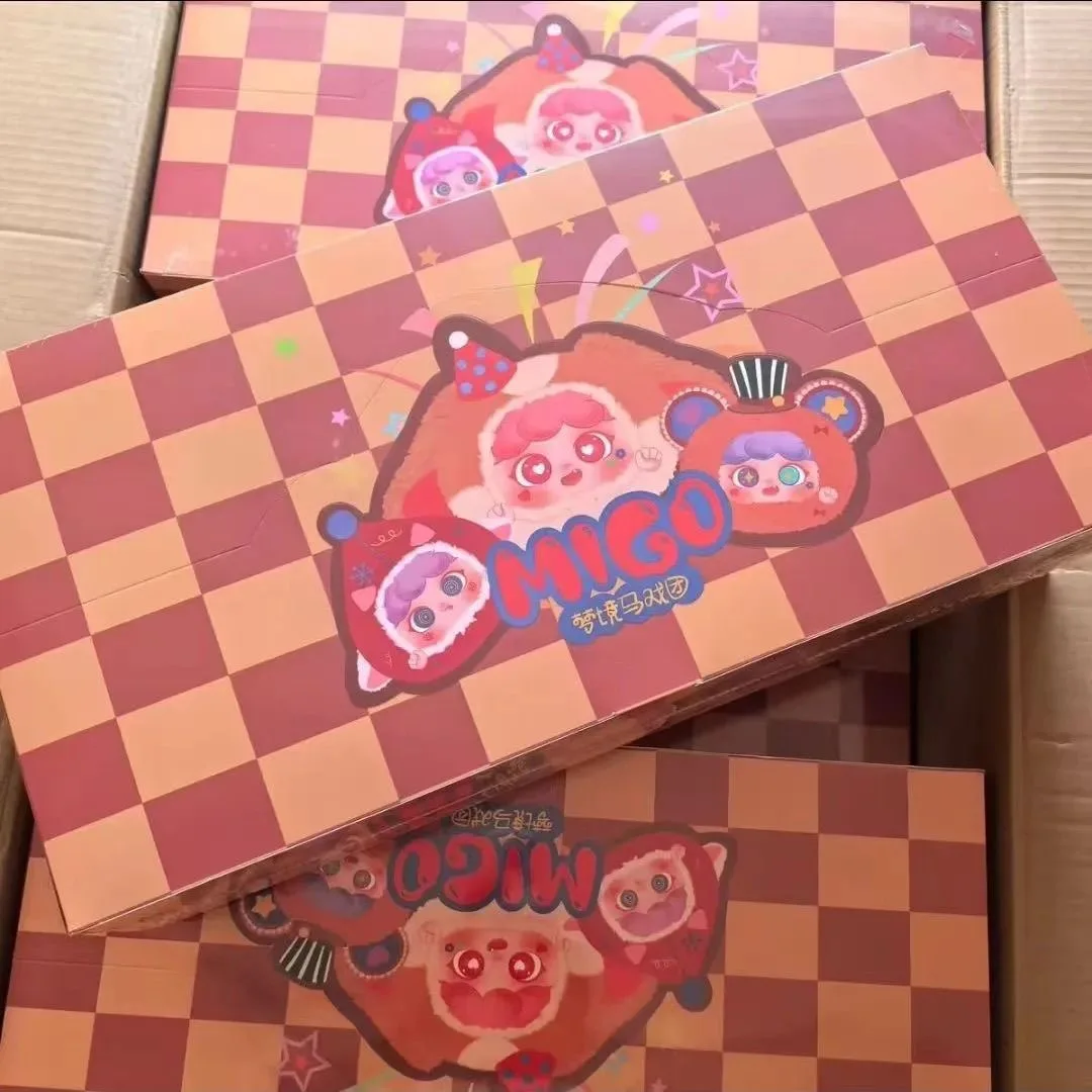 กล่องสุ่มของเล่นเด็ก 3 รุ่น ของแท้ กล่องสุ่ม PVC สุดฮิต กระเป๋าสุ่ม ตุ๊กตา จี้ห้อย ของตกแต่ง กล่องนำโชค สร้างสรรค์