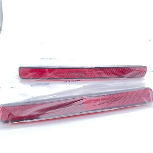 Imagen 2 del producto Reflector de parachoques trasero para Ssangyong 2006, piezas Oem Rexton Kyron, 8390108B00 8390208B00