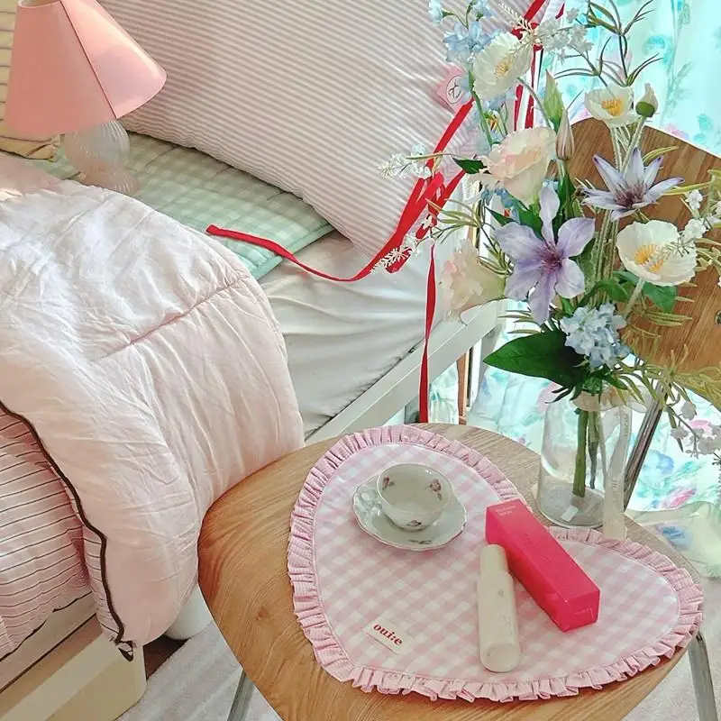 Love Shaped Cotton Placemats with Lace Insulation Enhance Your Dining Experience Every Day