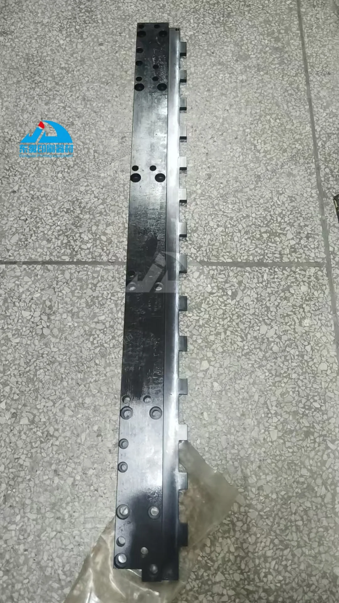 

Захватная накладка для запасных частей печатного оборудования Heidelberg SM74 Длина 788 мм 800 мм