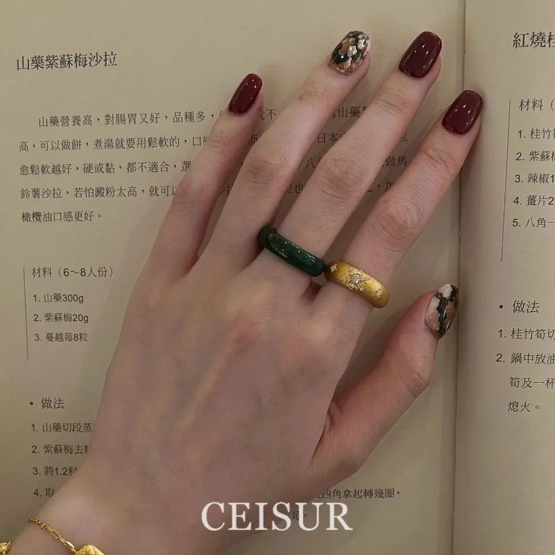 

Средневековое кольцо со вспышкой, золотое кольцо со снежинкой и бриллиантом, легкое роскошное кольцо с высоким смыслом, изысканное кольцо на указательный палец, темперамент, ниша, уникальное Ri