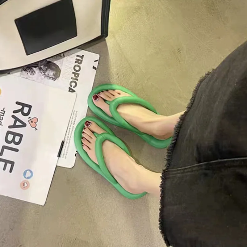 Female summer new ins flip-flops fashion net infrared wear flip-flops eva solid color light simple non-slip beach