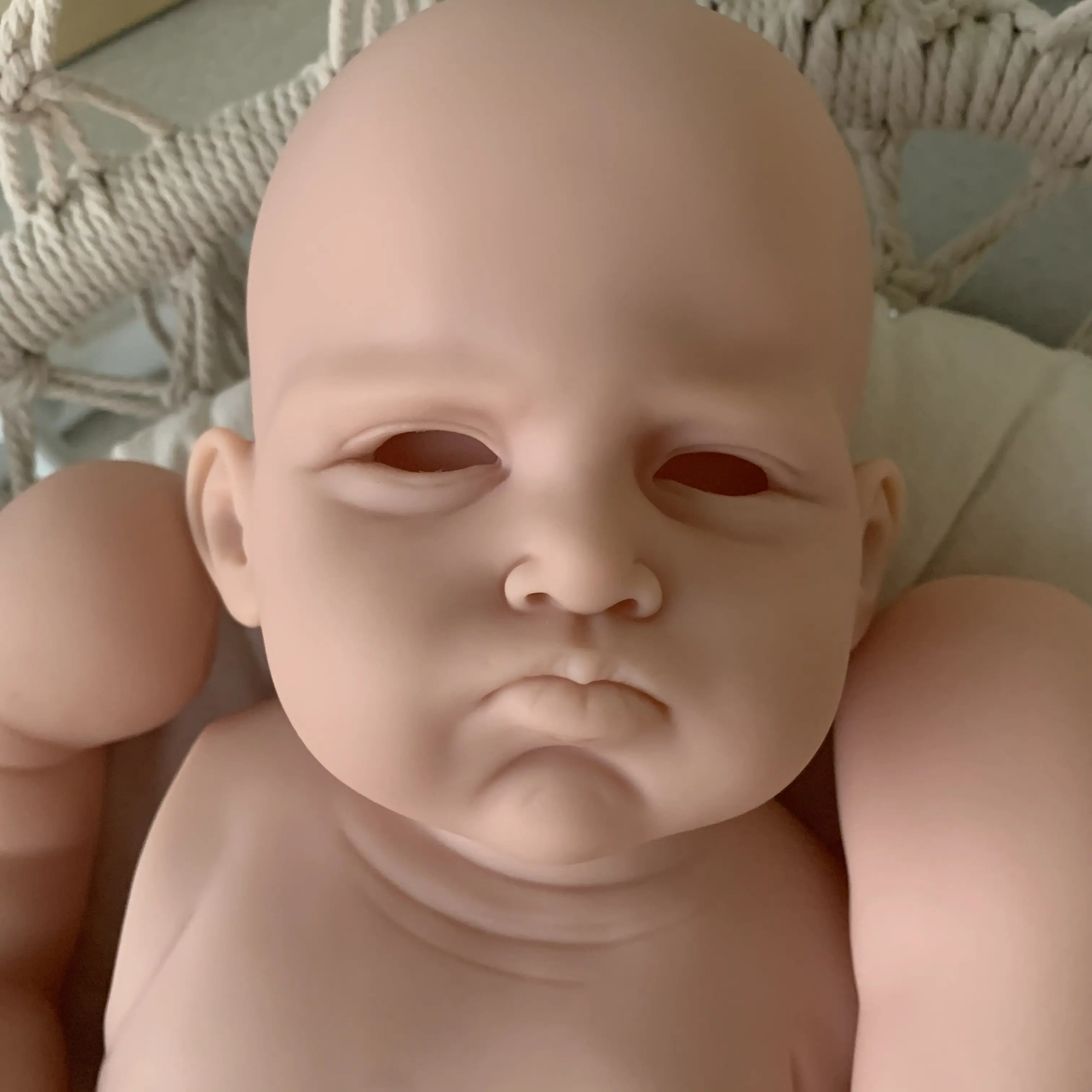 SANDIE 27Inches Pouting Face Grace Reborn Doll Kit Half Body with Connector and cloth body DIY blank Doll Kit