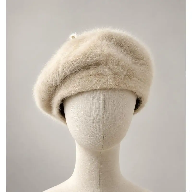 Lightweight Polyester with a Soft-Looking Fuzzy Texture for Commuting, Travel, and Cool Weather Walks in Fall Y08E