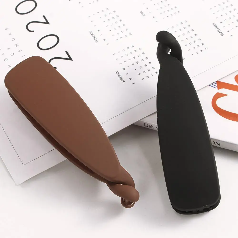 Hadiah Aksesoris Rambut Wanita Warna Solid Cakar Rambut Ekor Kuda Klip Rambut Klip Pisang