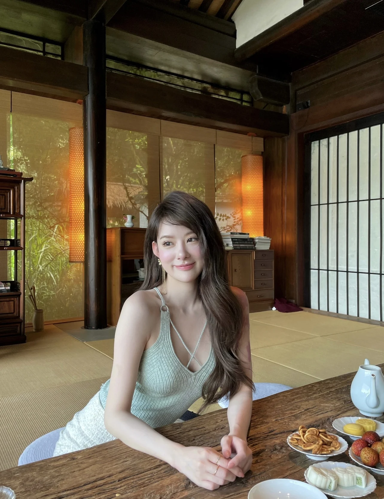 

Hua anan Summer Pure Desire Cross V-ne round Ring Bean een Knitted Vest Base Top Women's Faion Svel Tank Top