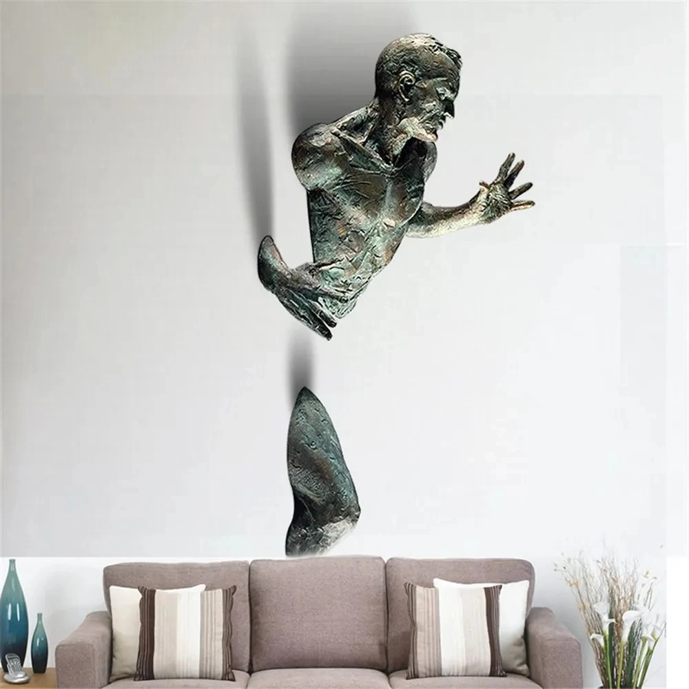 Electroplating Imitation Copper Wall Decor Abstract Character Resin Climbing Man Statue Sculpture 3D Through Wall Wall Art Gifts