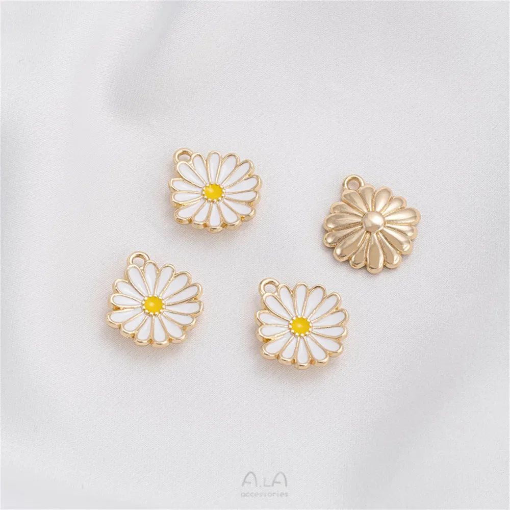 

14K Gold Color Plated Brass Dripping Oil Little Daisy Pendant White Pink Chrysanthemum Pendant DIY Bracelet Necklace Jewelry