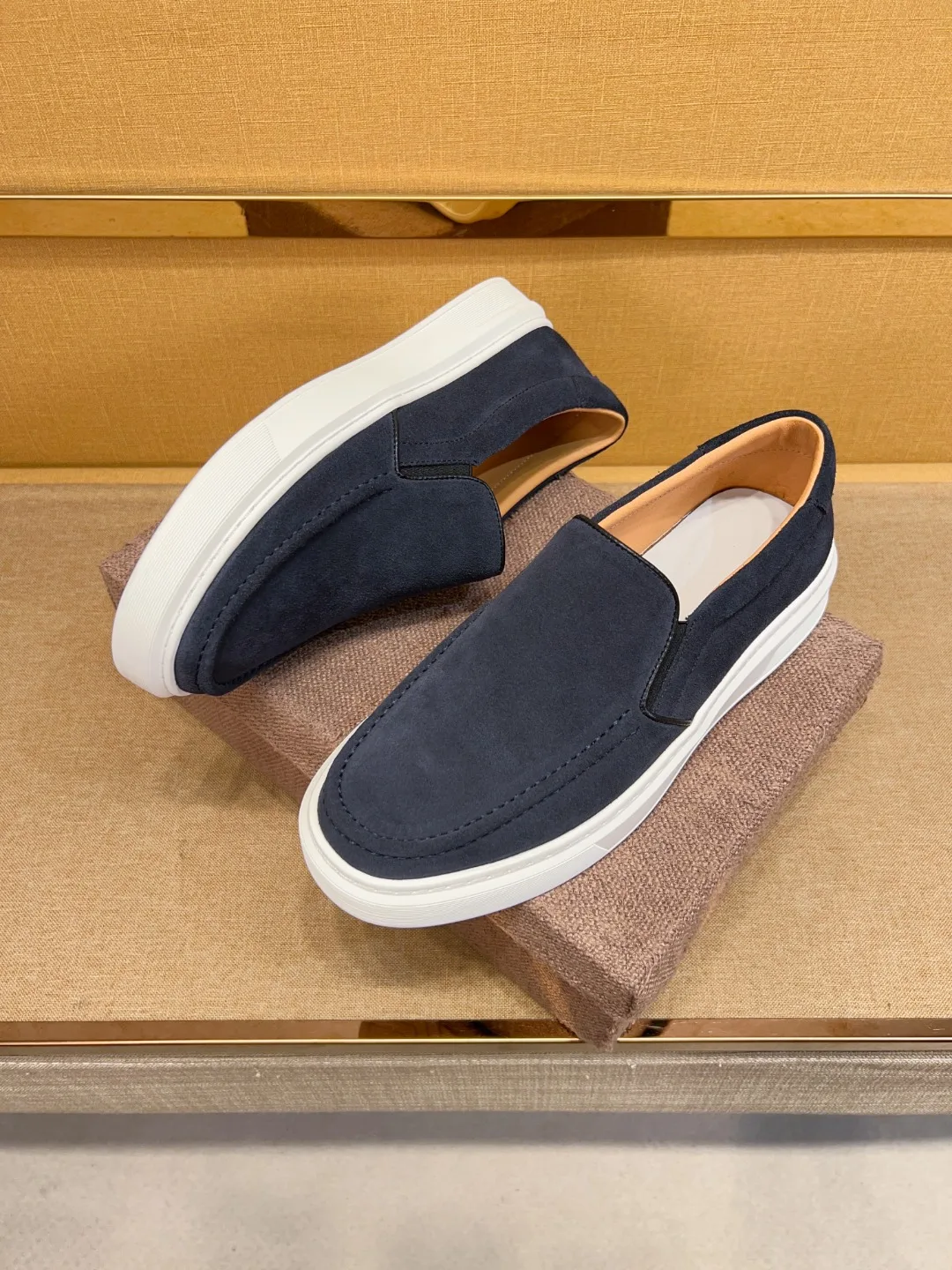 

Men's Leather Casual Sports Shoes Comfortable Breathable Sneakers Fashionable Streetwear Footwear