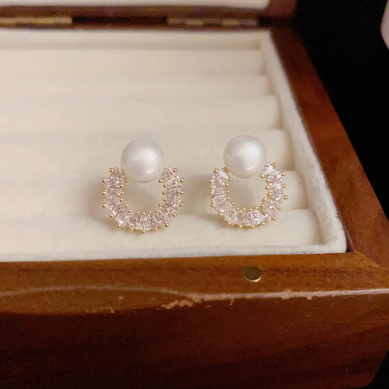 Retro 14k Gold Plated Niche Luxury Sparkling Zircon Imitation Pearl Geometric  Stud Earrings For Women Elegant Versatile Jewelry