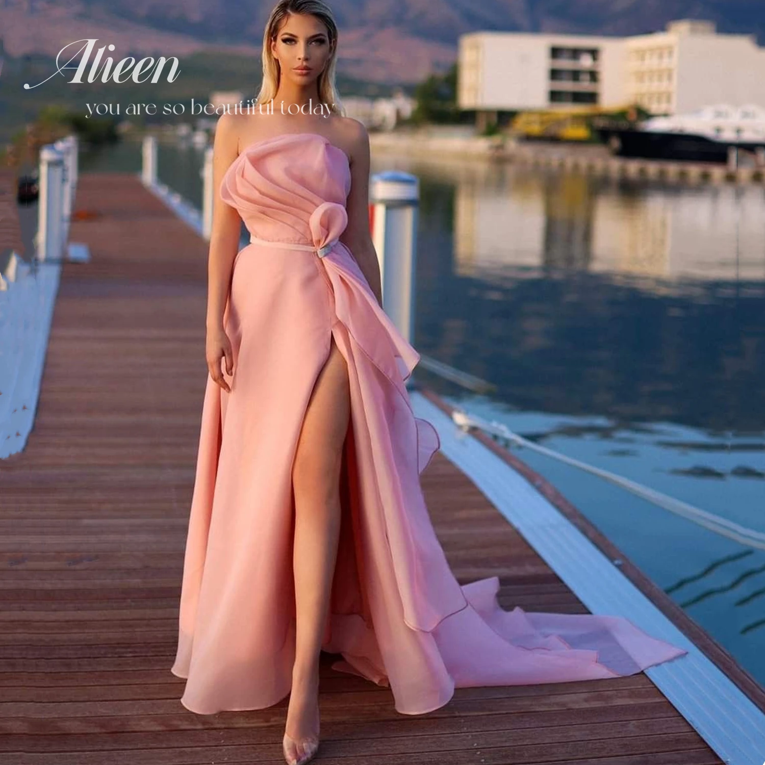 Strapless Light Pink Chiffon Woman Clothes Asymmetrical Satin Evening Dresses Folds Ruffled Prom Dress customized Pretty Gowns