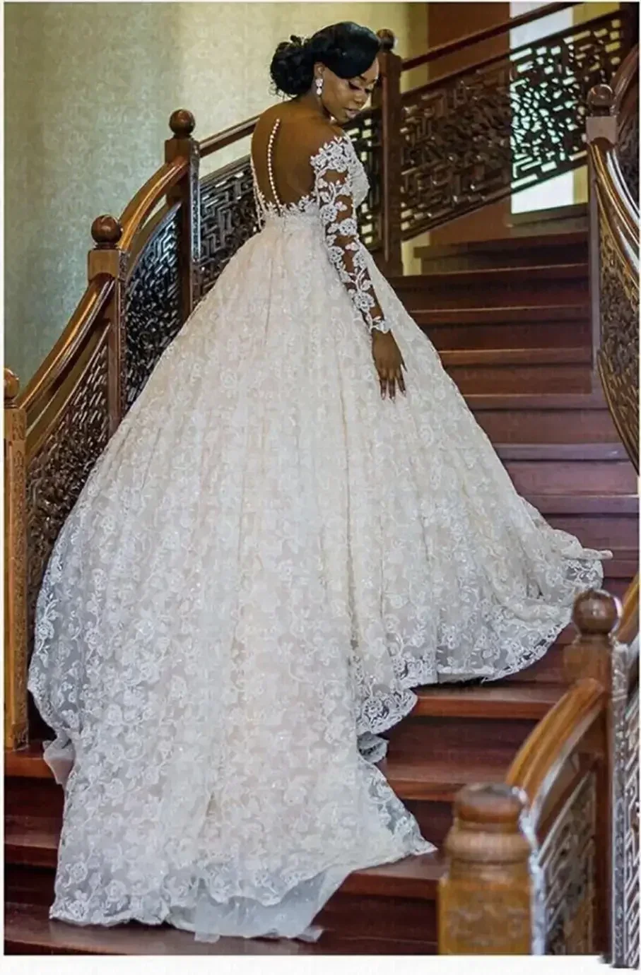 تخصيص متواضع زائد حجم فساتين الزفاف قطار الاجتياح الدانتيل يزين طويلة الأكمام Ballgown أثواب الزفاف