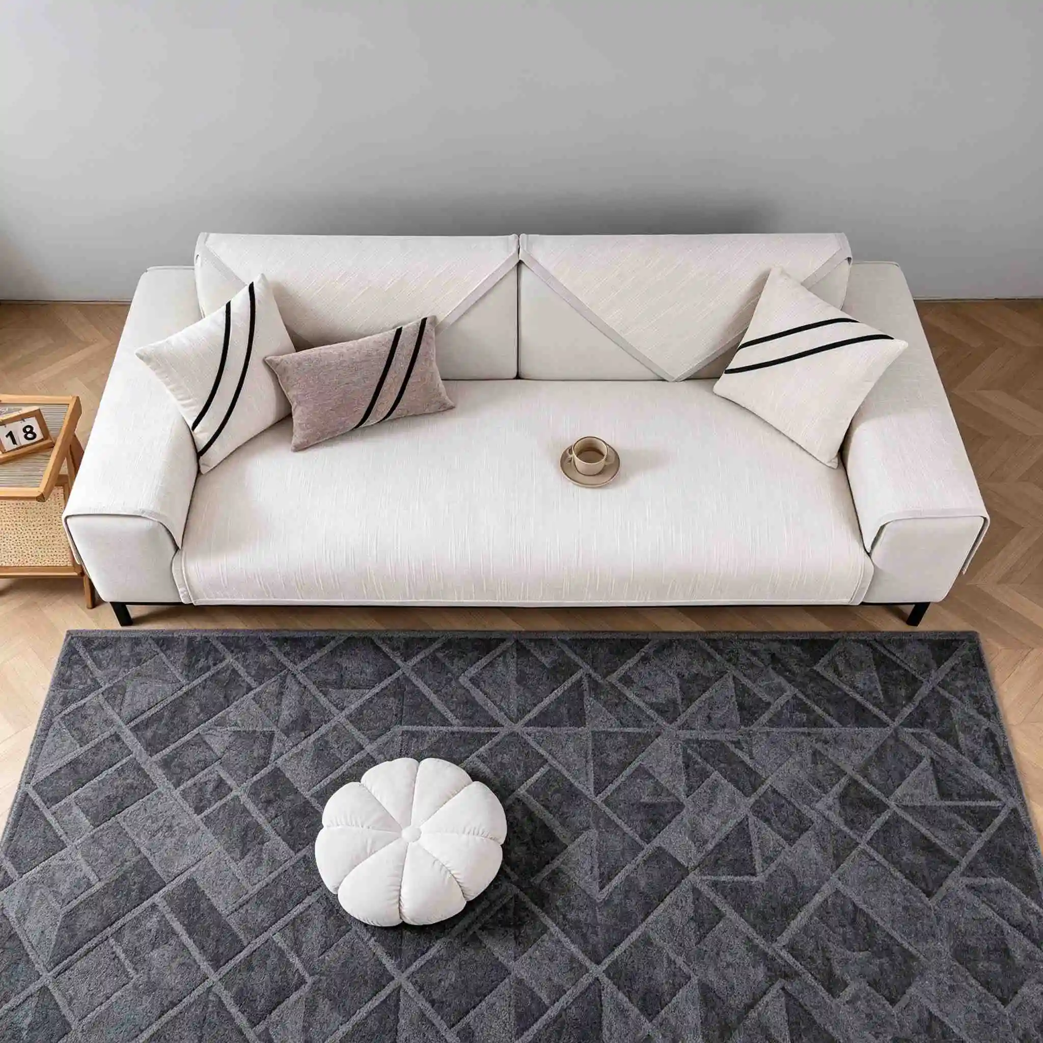 Eisseide Sofabezug Sommer Universeller Rutschfester Sofamatten Kühlende Kissenauflage Sofatuch Couchüberwürfe für Wohnzimmer Zuhause
