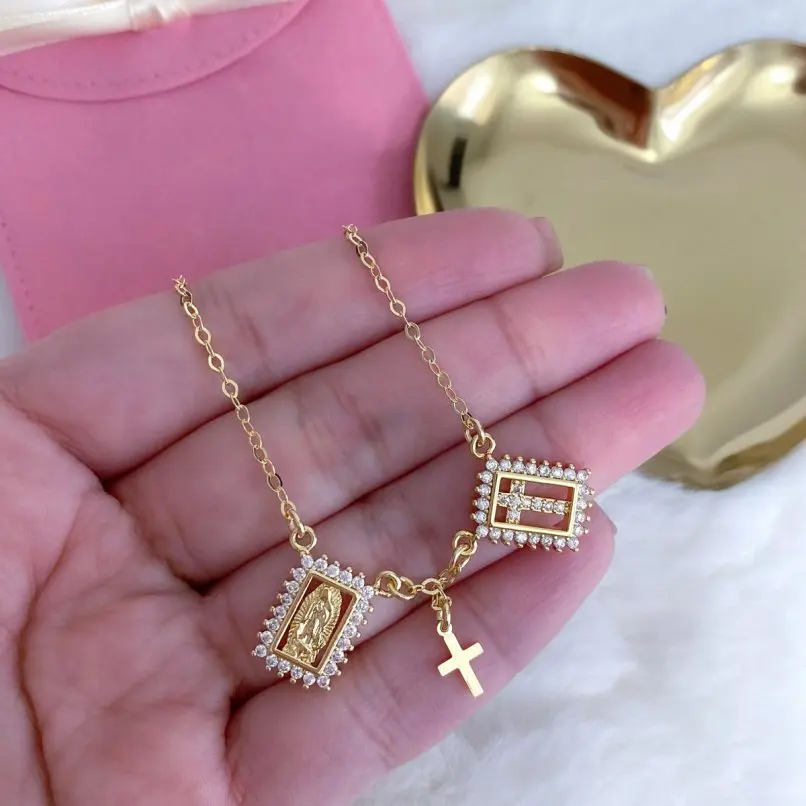 

1Pcs Gold Color Necklace Copper Invisible Setting Jesus Christian Cubic Zirconia Crisscross Religious Face Jewelry