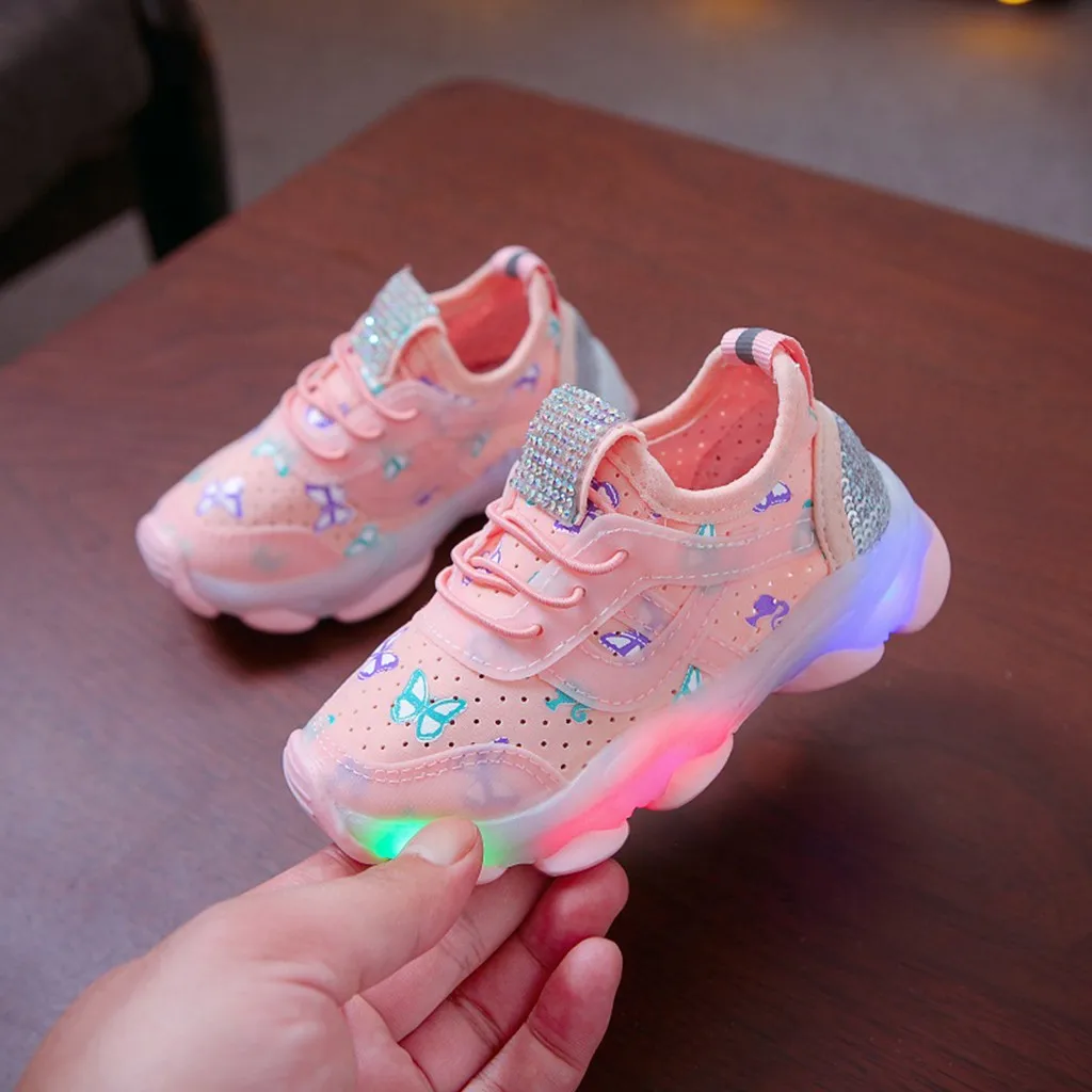 Lente Herfst Mode Lichtgevende Kinderen Led Sneakers Voor Meisjes 2024 Nieuwe Peuter Casual Diamanten Prinses Vlinder Sneakers