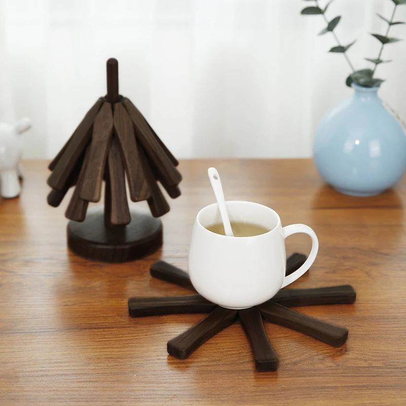

Black walnut thermal insulation coaster, high temperature resistant mat, high-end tea saucer, household creative mat, a tree orn